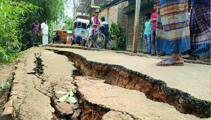 জুড়ীতে নদী ভাঙনে বিলীনের পথে সড়ক