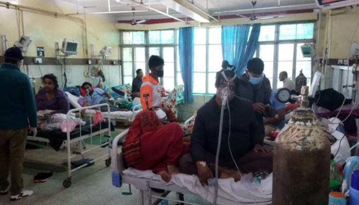 ব্রিটিশ হাতছানি ভাঙছে নেপালের স্বাস্থ্য