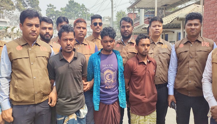 স্কুলছাত্রীকে ধর্ষণ ও হত্যা, গ্রেপ্তার ৫