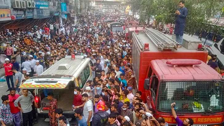 গুলিস্তানে বিস্ফোরণে নিহত বেড়ে ১৮