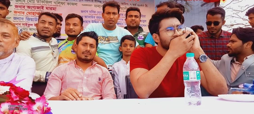 নায়কের বলে ক্রিকেটার হাঁকালেন ছক্কা!