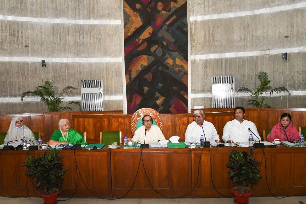 ‘জাতীয় প্রবীণ নীতিমালা’ বাস্তবায়ন চায় সংসদীয় কমিটি