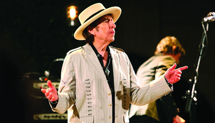 ‘দ্য কনসার্ট ফর বাংলাদেশ’ সিনেমার স্মৃতিচারণে বব ডিলান