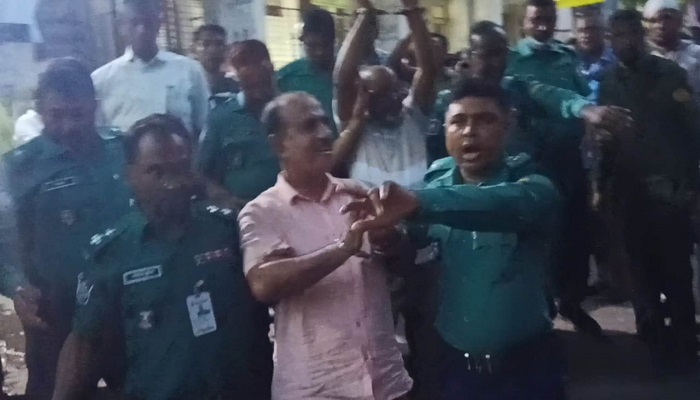 ছাত্রলীগের ওপর হামলা: বিএনপির দুই নেতা কারাগারে