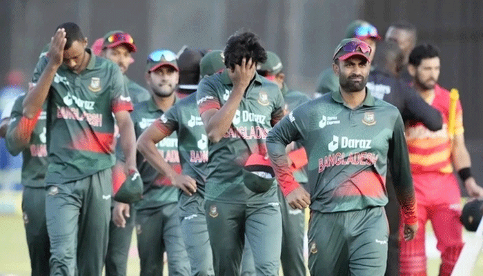 টাইগারদের চোখ রাঙাচ্ছে হোয়াইটওয়াশ
