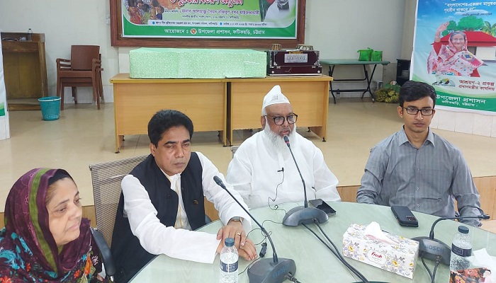 নাজিরহাটে বিএনপিকে লাল কার্ড দেখিয়েছে ভোটাররা
