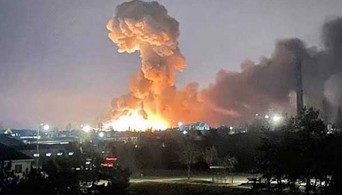 শির রাশিয়া সফর: ক্রিমিয়ায় ভয়াবহ বিস্ফোরণ