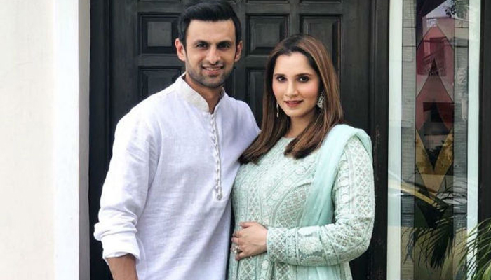 শোয়েবের পোস্টে বিচ্ছেদের গুঞ্জন