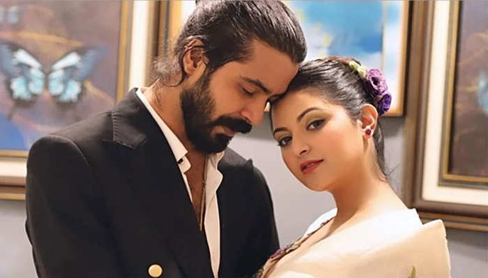 আমি লোক দেখানো নকল মানুষ না