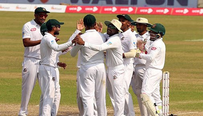 ফলো অন করেও জয়ের যত কীর্তি