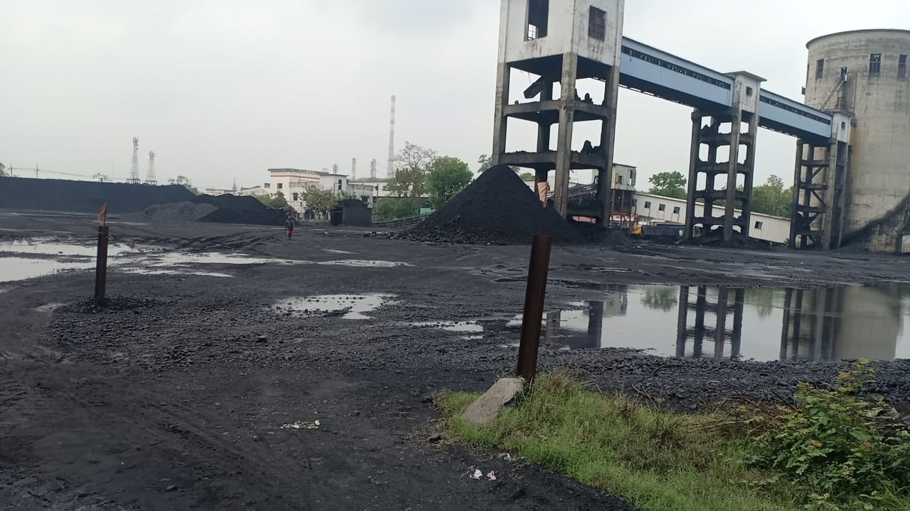 বড়পুকুরিয়া কয়লাখনির উৎপাদন বন্ধ