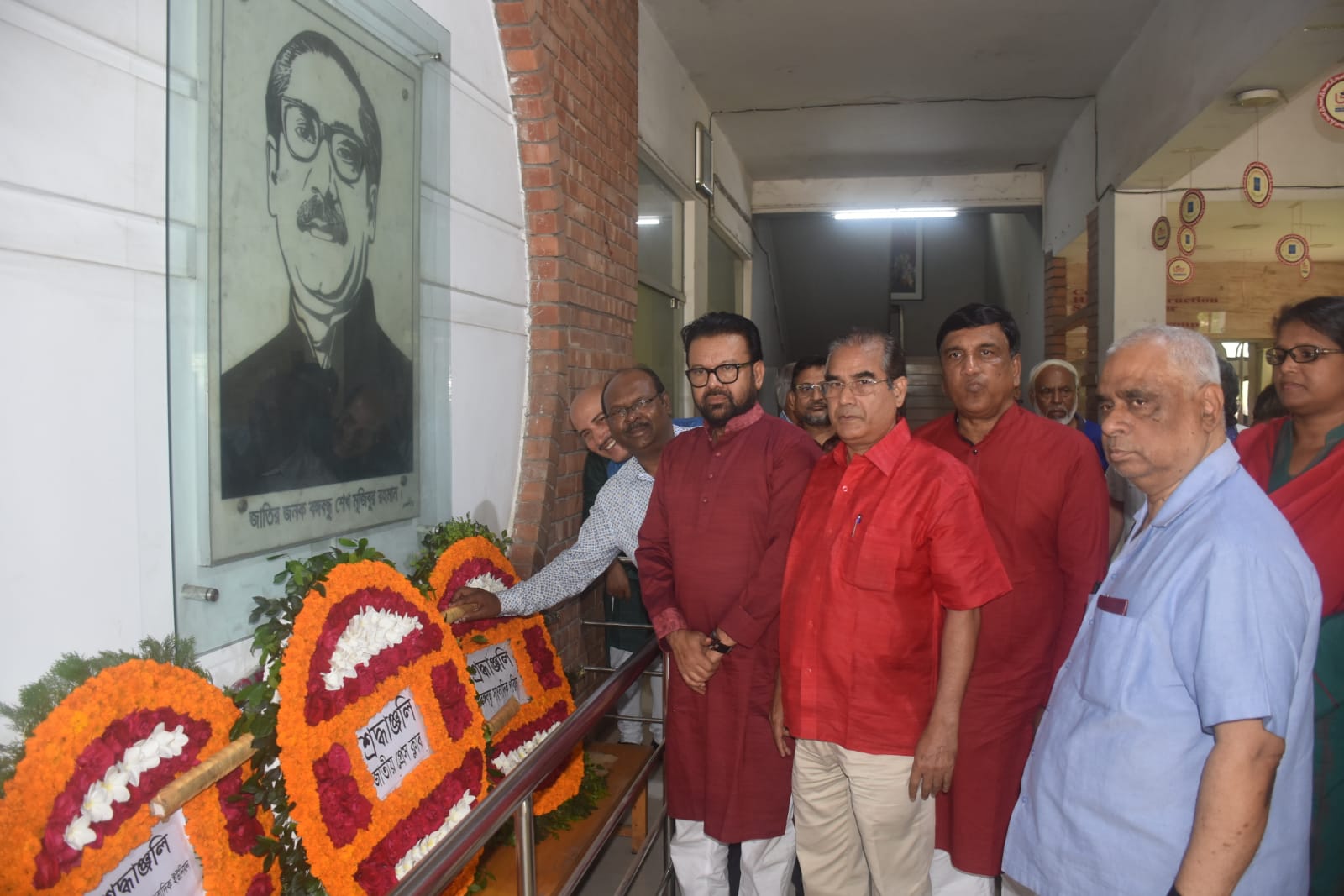 বঙ্গবন্ধুকে শ্রদ্ধা জানিয়ে স্বাধীনতা দিবস উদযাপন করলো জাতীয় প্রেস ক্লাব