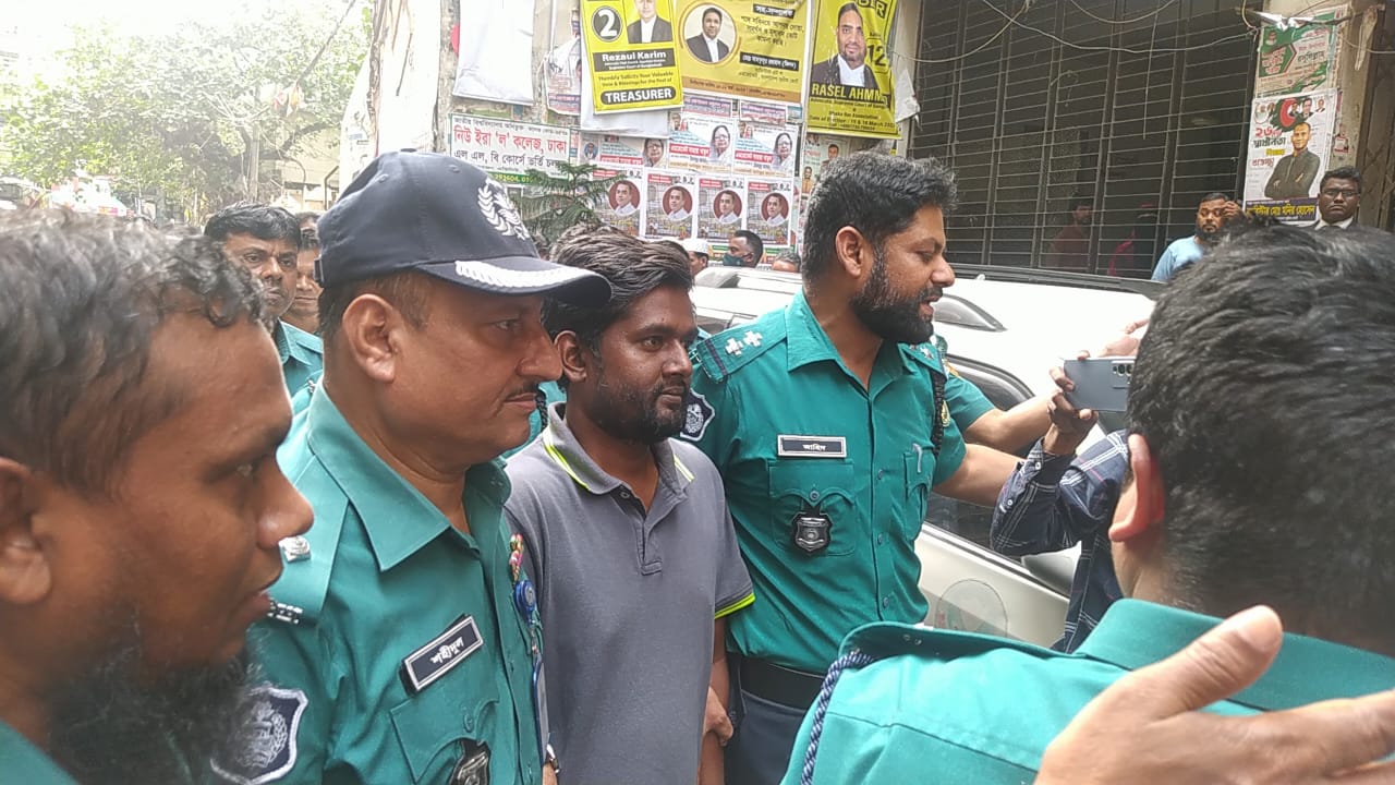 জামিন নামঞ্জুর, সাংবাদিক শামসুজ্জামান কারাগারে