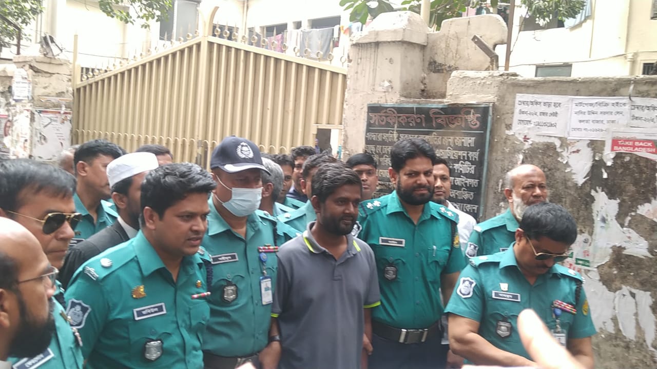 জামিন নামঞ্জুর, সাংবাদিক শামসুজ্জামান কারাগারে