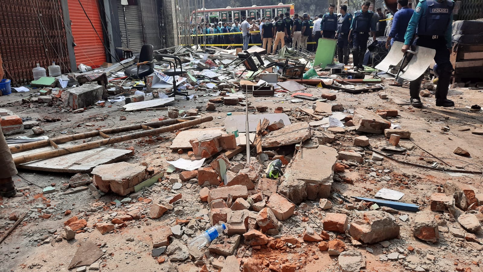 সায়েন্সল্যাবের বিস্ফোরণ নিয়ে যা বলছে পুলিশ