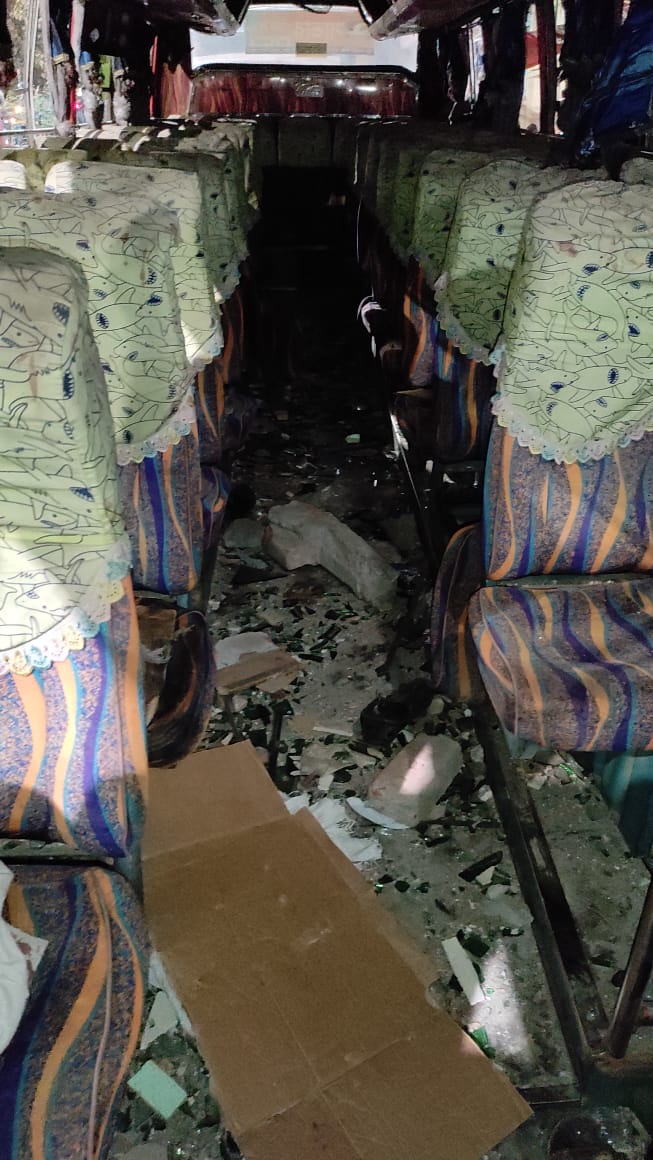 সাভার পরিবহনের এক বাসেই আহত ৩৫, নিহত হেলপার