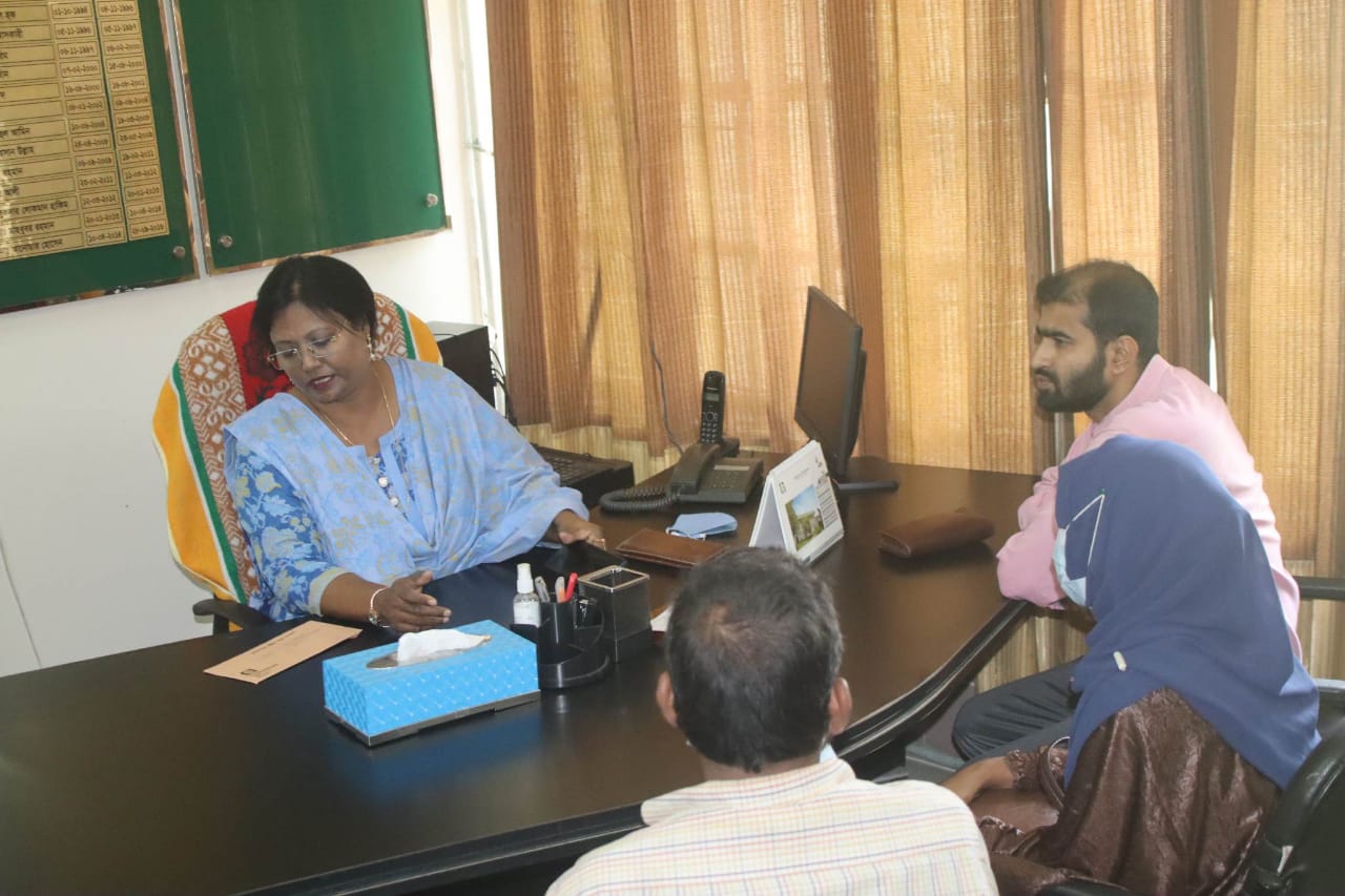 পছন্দের হল বাছাই করলেন ফুলপরী