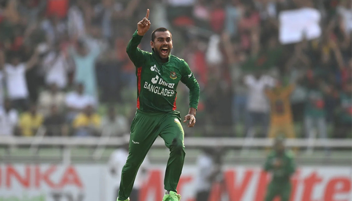দলে ফিরেই ম্যাচসেরা মিরাজ