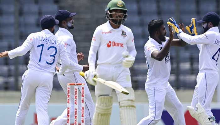 দ্বিতীয় দিনে ৩৬৯ রানে অলআউট বাংলাদেশ