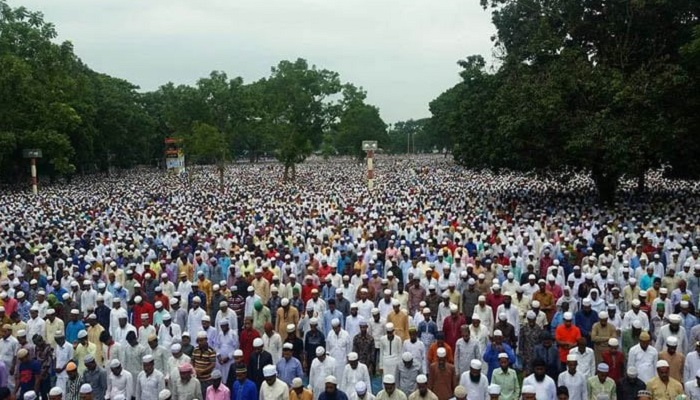শোলাকিয়ায় সর্ববৃহৎ ঈদ জামাত অনুষ্ঠিত