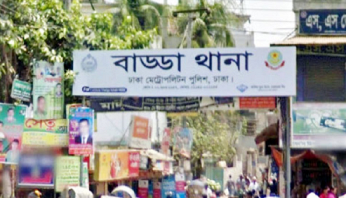 ছিনতাইয়ে বাধা দেয়ায় ছাত্রীকে কুপিয়ে জখম