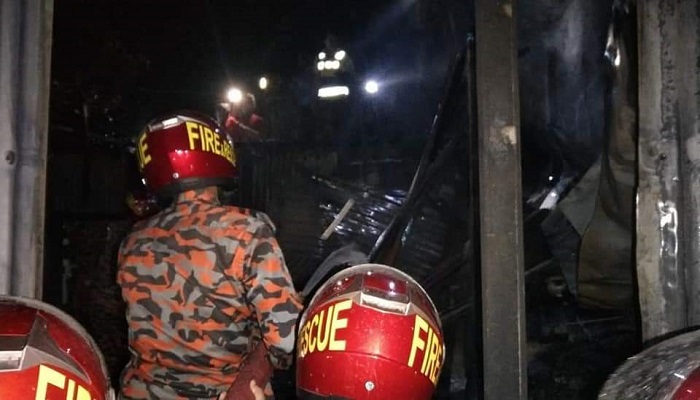 আগুনে কৃষকের গোয়ালঘর পুড়ে ছাই
