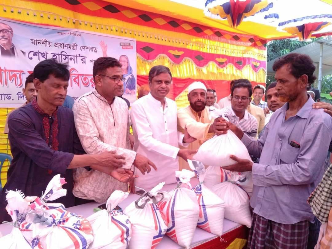 শেখ হাসিনা ক্ষমতায় থাকলে বাংলাদেশ এগিয়ে যাবে