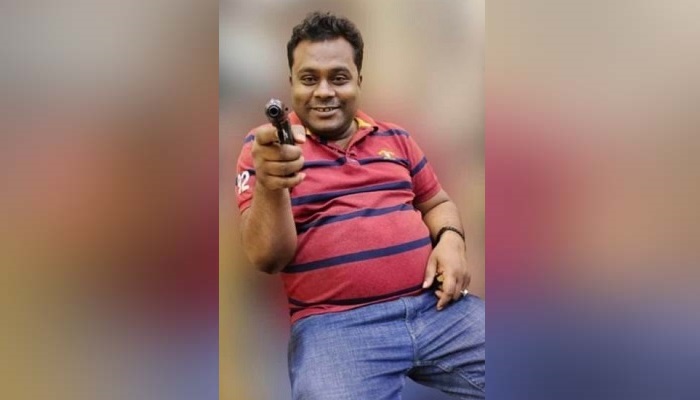 বোয়ালমারীতে অস্ত্র তাক করা মৎস্যজীবী লীগ নেতা বরখাস্ত