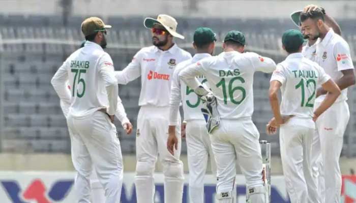 আইরিশদের শতরানের লিডে হতাশায় টাইগাররা