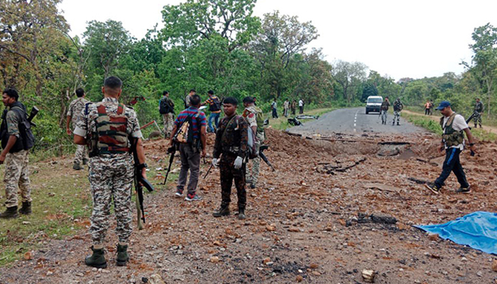 ছত্তিশগড়ে মাওবাদী হামলায় ১০ পুলিশ নিহত