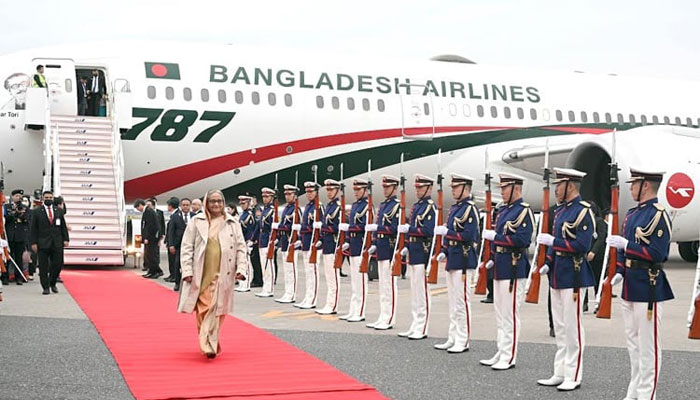 শেখ হাসিনাকে জাপানে লাল গালিচা সংবর্ধনা