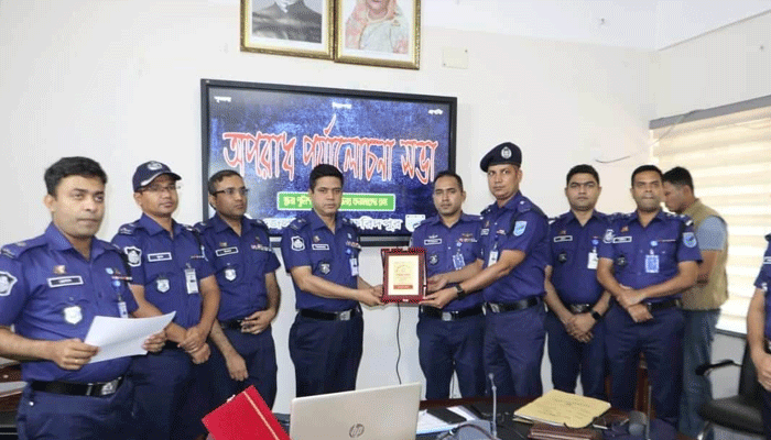 ফরিদপুর জেলার শ্রেষ্ঠ ওসি শহিদুল ইসলাম