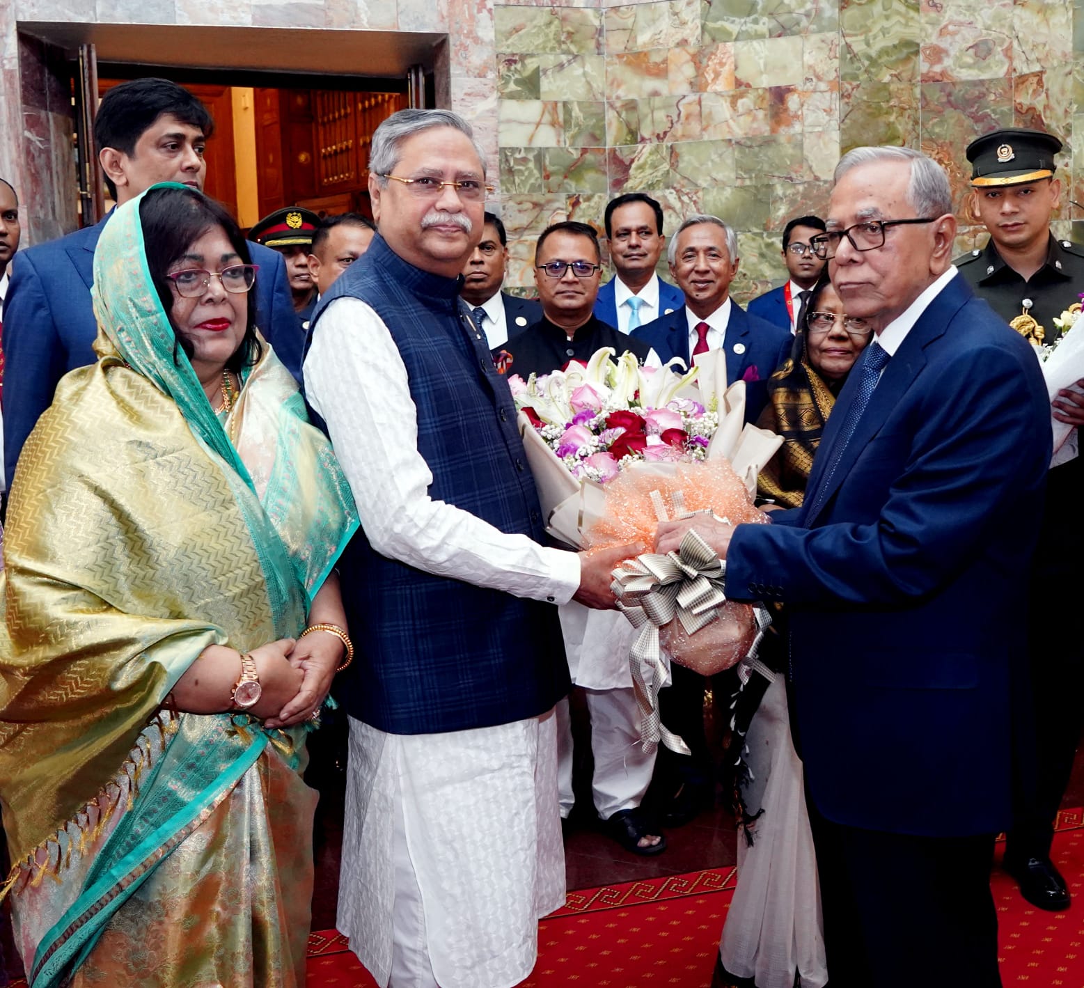 বঙ্গভবন থেকে রাজসিক বিদায়