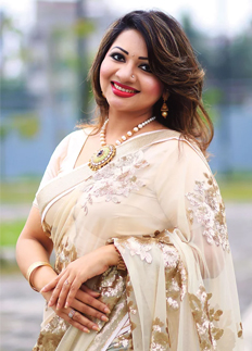 নিজে রান্না করে সবাইকে খাওয়াব: আঁখি আলমগীর