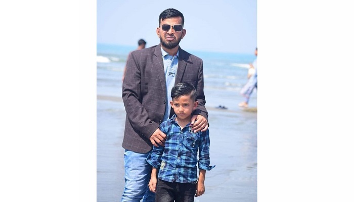 ঈদের কেনাকাটা করে বাড়ি ফেরা হলো না পিতা-পুত্রের