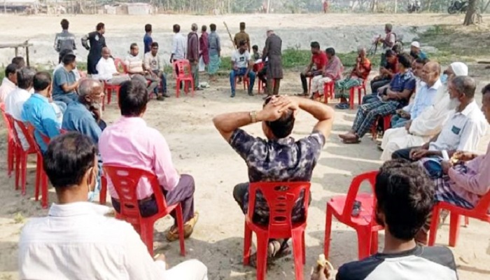 ফতোয়া আর সালিশের নামে চলছে নৈরাজ্য