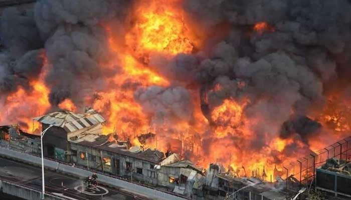 স্বপ্ন হলো ছাই, ভোরের কাগজের ছবিতে বঙ্গবাজার অগ্নিকাণ্ড