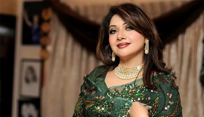 নিজে রান্না করে সবাইকে খাওয়াব: আঁখি আলমগীর