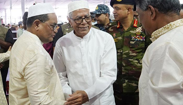 সামর্থ্যবানদের দরিদ্রদের পাশে দাঁড়ানোর আহ্বান রাষ্ট্রপতির