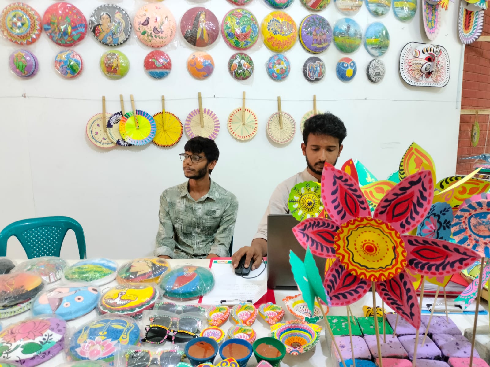 মঙ্গল শোভাযাত্রার প্রস্তুতি