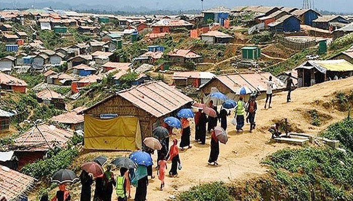 রোহিঙ্গা ক্যাম্পে গোলাগুলিতে নিহত ১