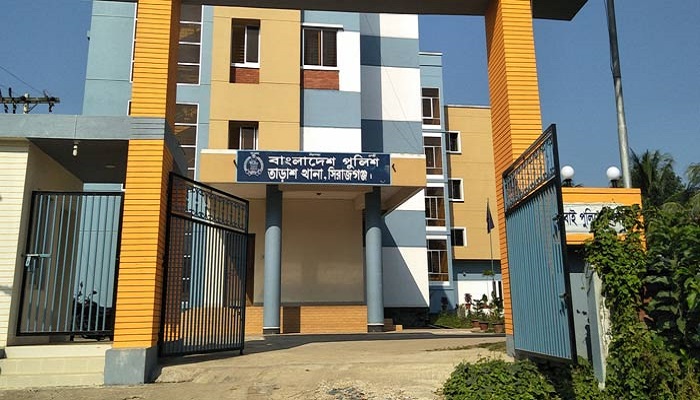 তাড়াশের মধ্যযুগীও কায়দায় যুবককে মারপিট