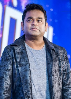 হঠাৎ মঞ্চে উঠে এ আর রহমানের শো বন্ধ করে দিলো পুলিশ