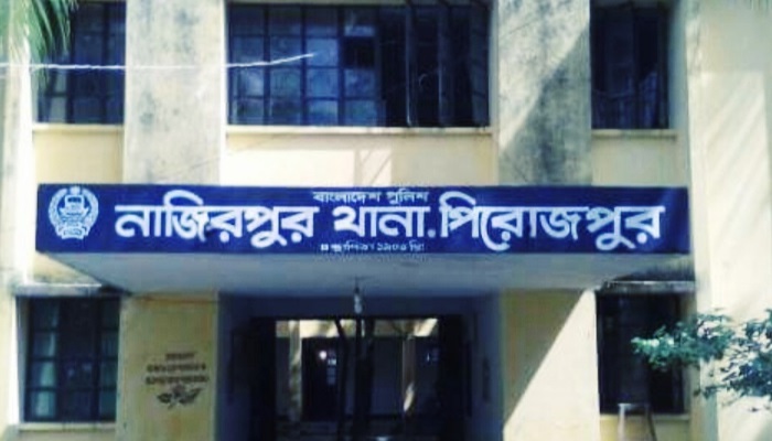 নাজিরপুরে সড়কে ঝরল মাদ্রাসাশিক্ষকের প্রাণ