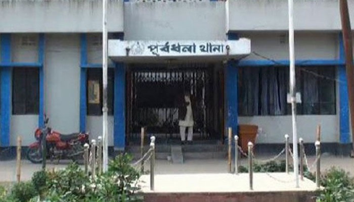 পূর্বধলায় সড়কে ঝরল মোটরসাইকেল চালকের প্রাণ