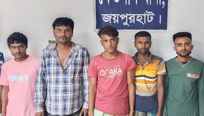 ক্ষেতলালে চোর চক্রের পাঁচ সদস্য গ্রেপ্তার