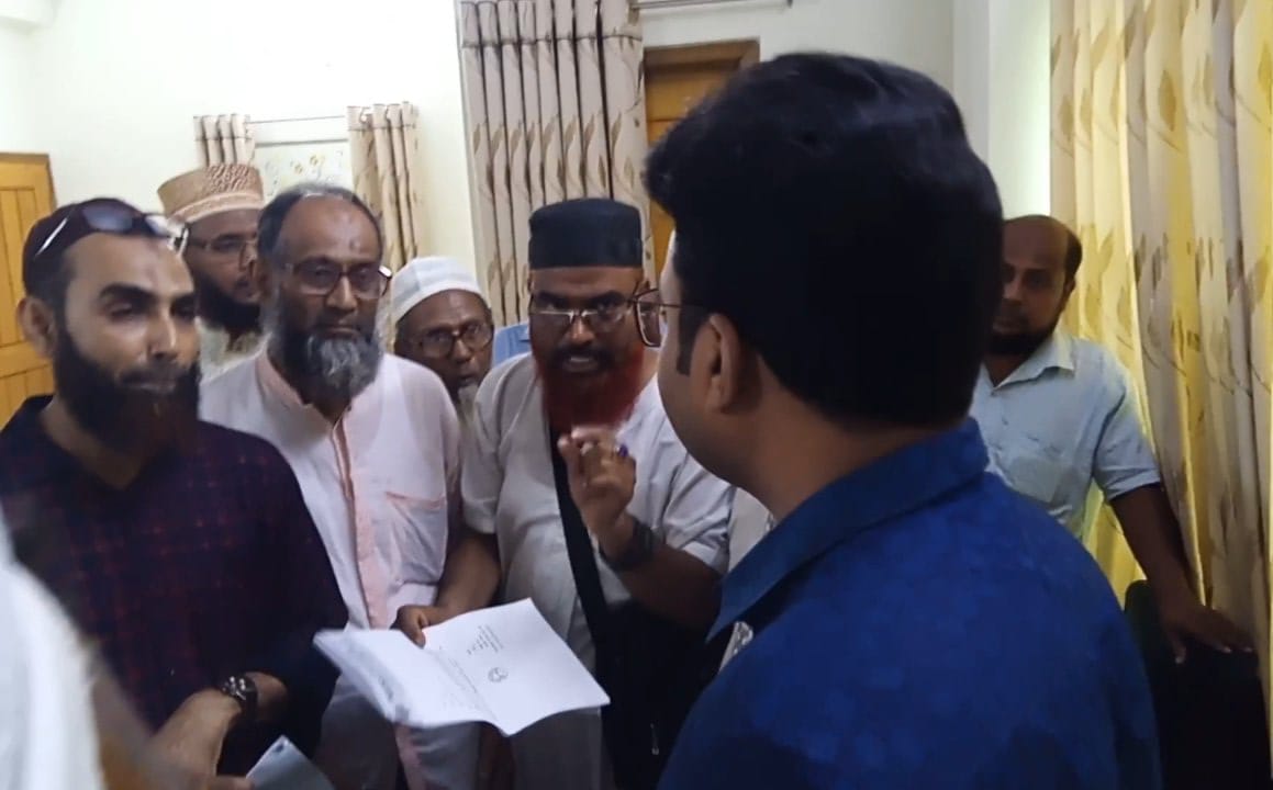 রাজশাহীতে হাজীদের ভ্যাকসিনে দুর্নীতি!