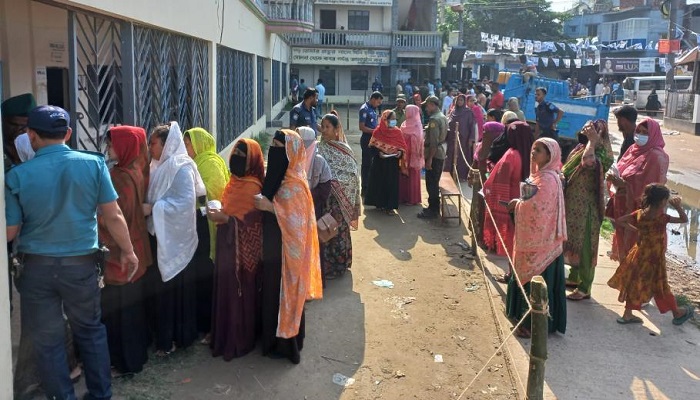 গাজীপুর সিটি নির্বাচনে ভোটগ্রহণ চলছে