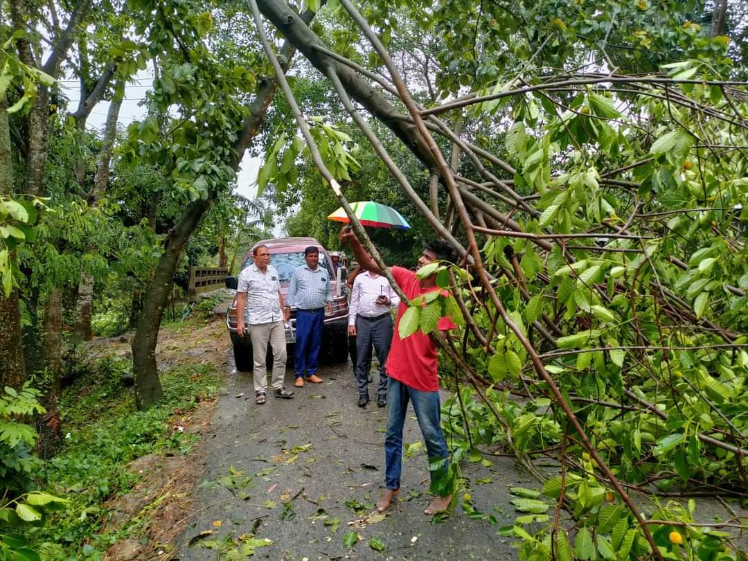 মদনে কালবৈশাখী ঝড় ও শিলা বৃষ্টিতে ব্যাপক ক্ষয়ক্ষতি