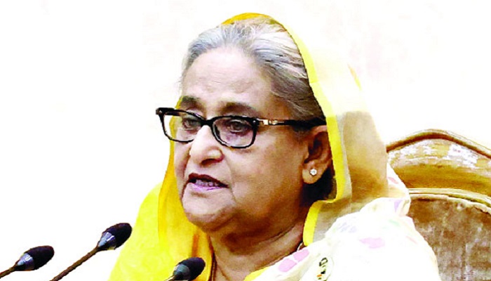 ক্ষোভে ফুঁসছে সারাদেশ